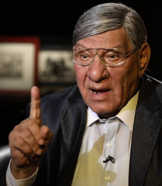 الكشف عن الحالة الصحية لـ مفيد فوزي